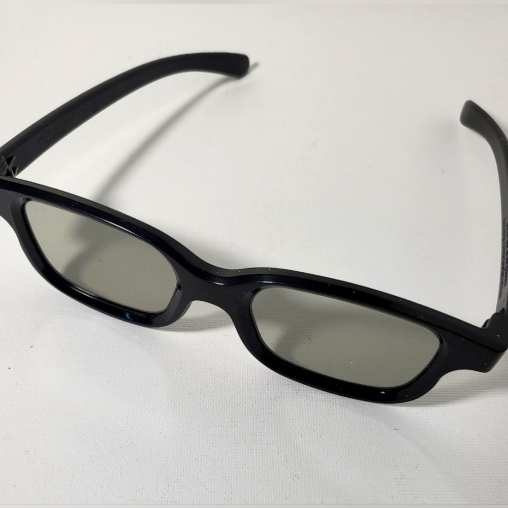 3D Eyewear - Picture 1 of 3